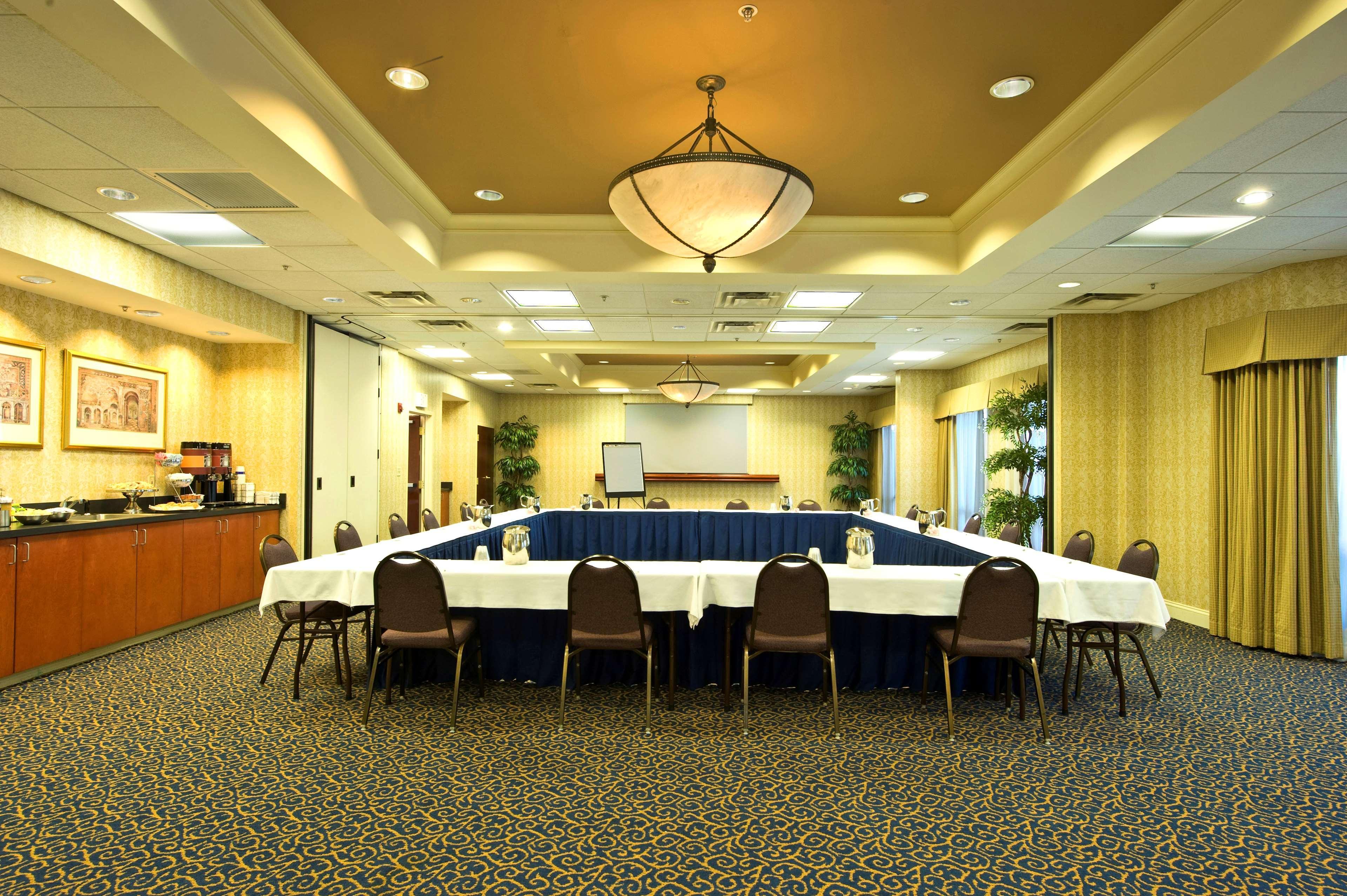 Hapeville Hampton Inn & Suites-Atlanta Airport North-I-85 מראה חיצוני תמונה