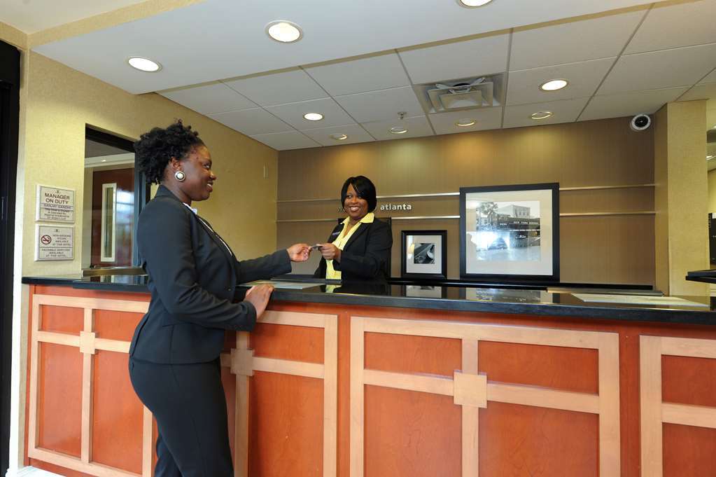 Hapeville Hampton Inn & Suites-Atlanta Airport North-I-85 מראה פנימי תמונה